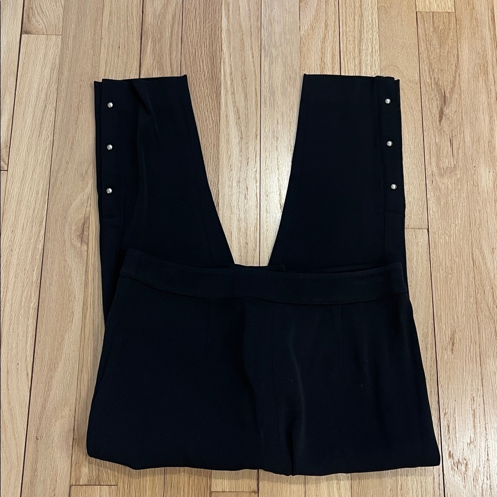 Jason Wu Black capri pants size 4 
Brand new with tags 
Size 4 - Picture 11 of 11